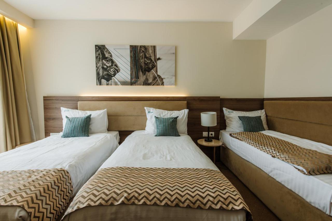Ni Hotel Nais מראה חיצוני תמונה