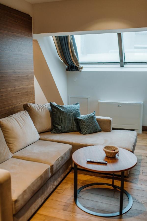 Ni Hotel Nais מראה חיצוני תמונה