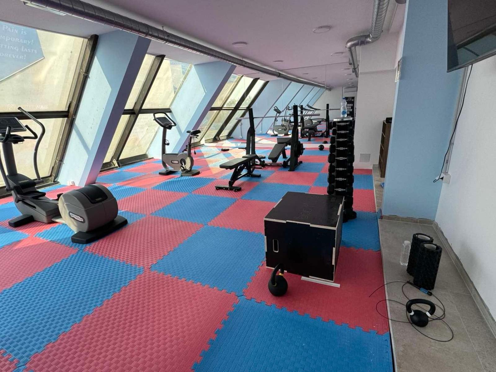 Ni Hotel Nais מראה חיצוני תמונה